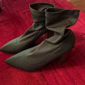 Herstyle Sock fitting bootie